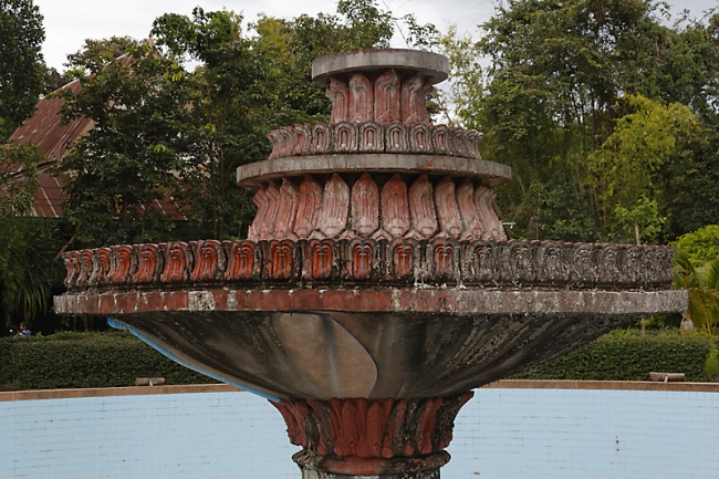 Wat Phu Khao Kaew-018